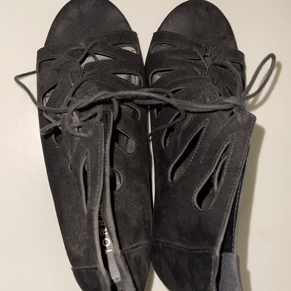 Torrid wedges